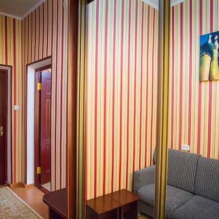 Diar Hotel Atirau Kültér fotó