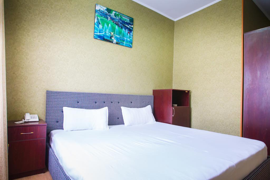 Diar Hotel Atirau Szoba fotó