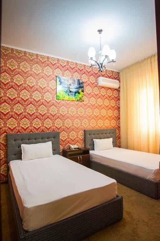 Diar Hotel Atirau Kültér fotó